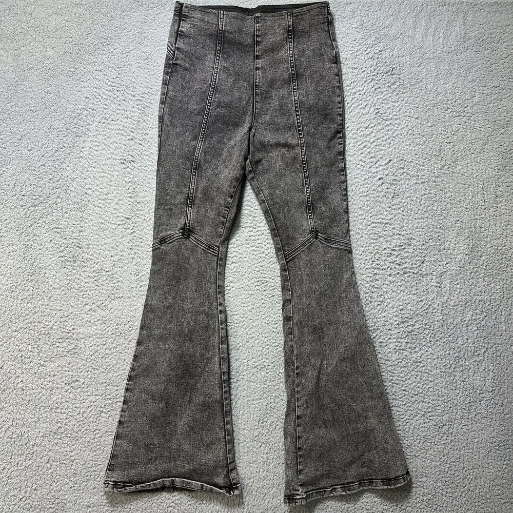 Black Acid wash Flare pull on denim jeans Hippie boho Forever 21 size M